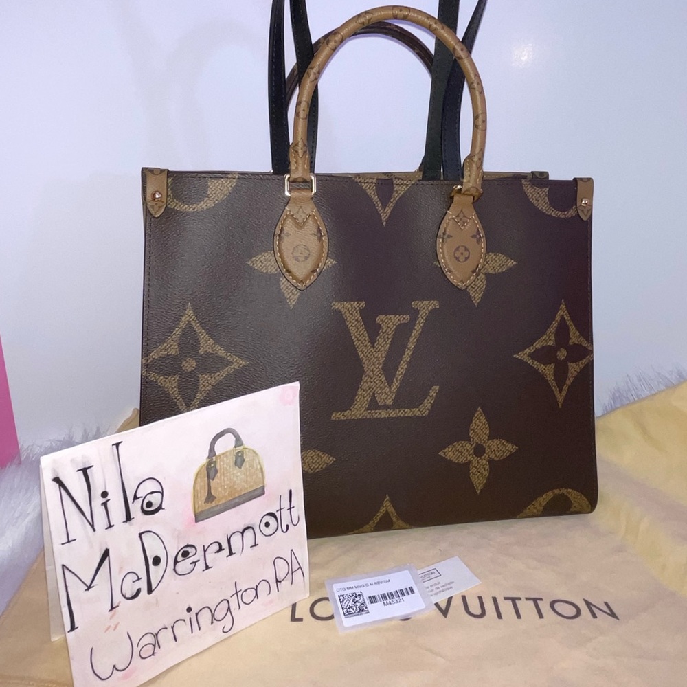 🎉 Sold 🎉 ❤️ On The Go MM Reverse ❤️